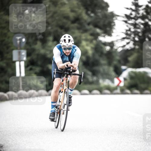 21.06.2026 - 29. Vierlanden-Triathlon H.Heesch http://msf.ph/oto/9902007 21.06.2026 09:43:18 Radfahren 70 meine-sportfotos.de