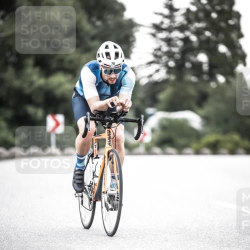 21.06.2026 - 29. Vierlanden-Triathlon H.Heesch http://msf.ph/oto/9902013 21.06.2026 09:43:18 Radfahren 70 meine-sportfotos.de