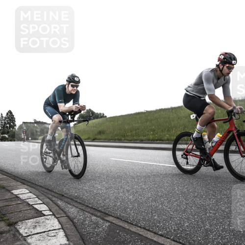 21.06.2026 - 29. Vierlanden-Triathlon H.Heesch http://msf.ph/oto/9902030 21.06.2026 09:31:20 Radfahren 34, 104 meine-sportfotos.de