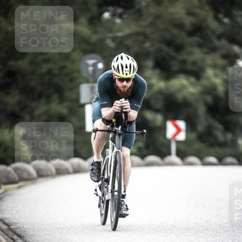 21.06.2026 - 29. Vierlanden-Triathlon H.Heesch http://msf.ph/oto/9902047 21.06.2026 09:43:57 Radfahren 23, 111, 178, 216 meine-sportfotos.de