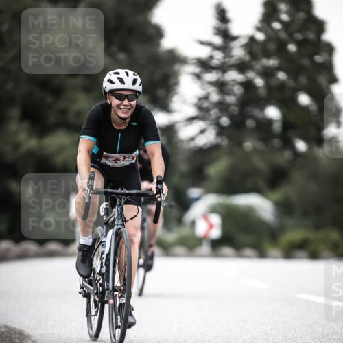 21.06.2026 - 29. Vierlanden-Triathlon H.Heesch http://msf.ph/oto/9902117 21.06.2026 10:13:07 Radfahren 36, 48, 70, 180, 232, 275, 429 meine-sportfotos.de