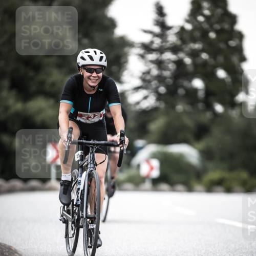 21.06.2026 - 29. Vierlanden-Triathlon H.Heesch http://msf.ph/oto/9902120 21.06.2026 10:13:07 Radfahren 36, 48, 70, 180, 232, 275, 429 meine-sportfotos.de