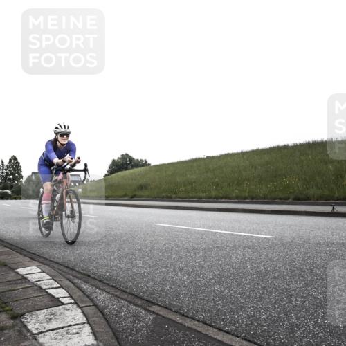 21.06.2026 - 29. Vierlanden-Triathlon H.Heesch http://msf.ph/oto/9902144 21.06.2026 09:35:57 Radfahren 86, 90, 161, 176, 198, 200, 270, 279 meine-sportfotos.de