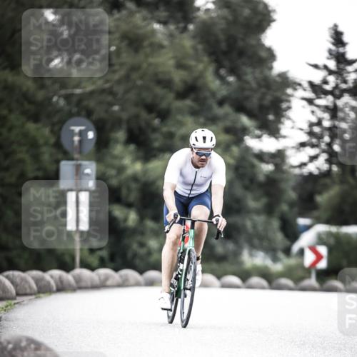 21.06.2026 - 29. Vierlanden-Triathlon H.Heesch http://msf.ph/oto/9902171 21.06.2026 09:46:26 Radfahren 58, 164 meine-sportfotos.de