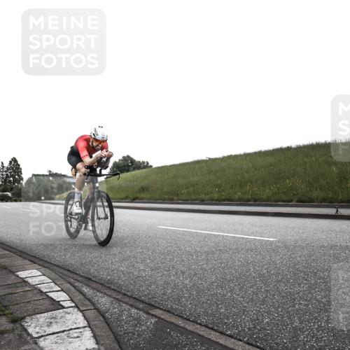 21.06.2026 - 29. Vierlanden-Triathlon H.Heesch http://msf.ph/oto/9902179 21.06.2026 09:36:19 Radfahren 23, 111, 130, 135, 180, 216 meine-sportfotos.de