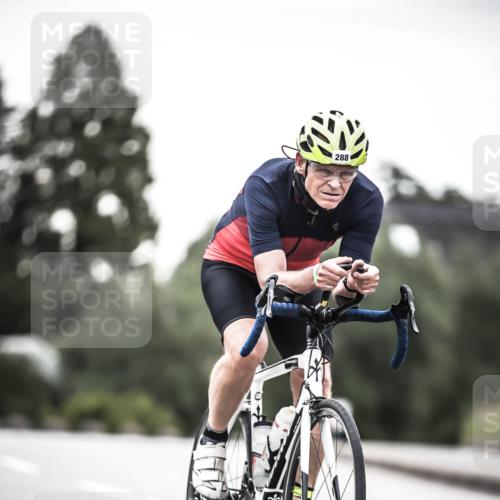 21.06.2026 - 29. Vierlanden-Triathlon H.Heesch http://msf.ph/oto/9902211 21.06.2026 09:47:05 Radfahren 148, 172, 288 meine-sportfotos.de
