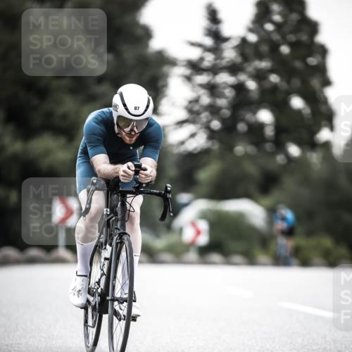 21.06.2026 - 29. Vierlanden-Triathlon H.Heesch http://msf.ph/oto/9902222 21.06.2026 09:48:30 Radfahren 12, 14, 36, 87 meine-sportfotos.de