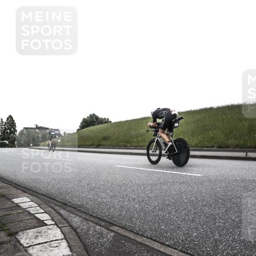 21.06.2026 - 29. Vierlanden-Triathlon H.Heesch http://msf.ph/oto/9902243 21.06.2026 09:39:00 Radfahren  meine-sportfotos.de