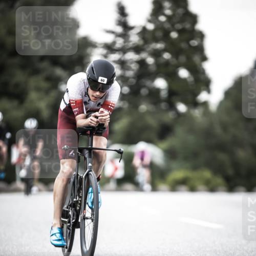 21.06.2026 - 29. Vierlanden-Triathlon H.Heesch http://msf.ph/oto/9902258 21.06.2026 10:13:18 Radfahren 60, 126, 276, 395, 431 meine-sportfotos.de