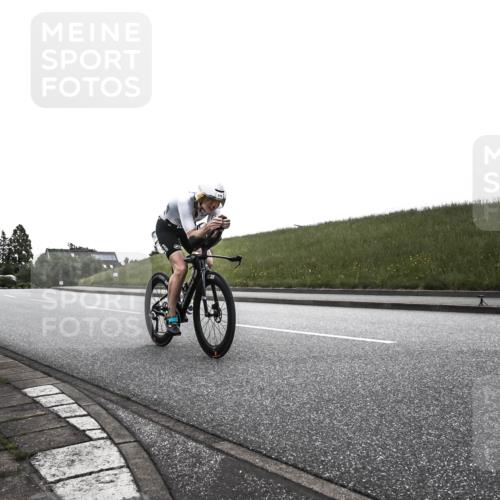 21.06.2026 - 29. Vierlanden-Triathlon H.Heesch http://msf.ph/oto/9902279 21.06.2026 09:40:00 Radfahren 124, 275 meine-sportfotos.de