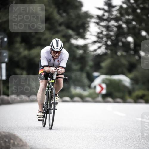 21.06.2026 - 29. Vierlanden-Triathlon H.Heesch http://msf.ph/oto/9902306 21.06.2026 09:52:06 Radfahren 76, 84, 132, 169, 211, 274, 300 meine-sportfotos.de