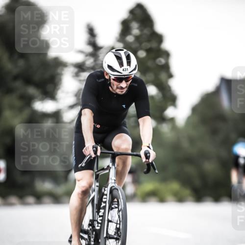 21.06.2026 - 29. Vierlanden-Triathlon H.Heesch http://msf.ph/oto/9902316 21.06.2026 10:13:21 Radfahren 9, 26, 90, 126, 276, 395, 431 meine-sportfotos.de