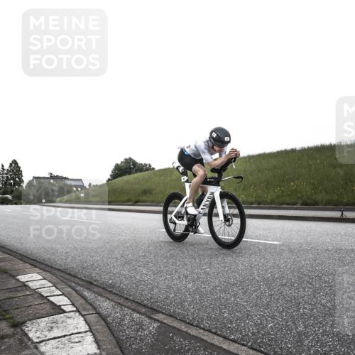 21.06.2026 - 29. Vierlanden-Triathlon H.Heesch http://msf.ph/oto/9902320 21.06.2026 09:41:20 Radfahren 8, 47 meine-sportfotos.de