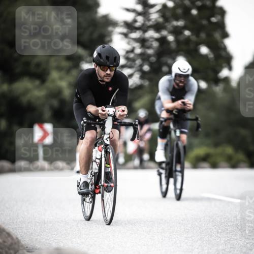 21.06.2026 - 29. Vierlanden-Triathlon H.Heesch http://msf.ph/oto/9902369 21.06.2026 10:13:27 Radfahren 9, 26, 75, 90, 236, 276 meine-sportfotos.de