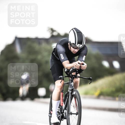 21.06.2026 - 29. Vierlanden-Triathlon H.Heesch http://msf.ph/oto/9902419 21.06.2026 10:13:29 Radfahren 9, 26, 75, 90, 236, 276 meine-sportfotos.de