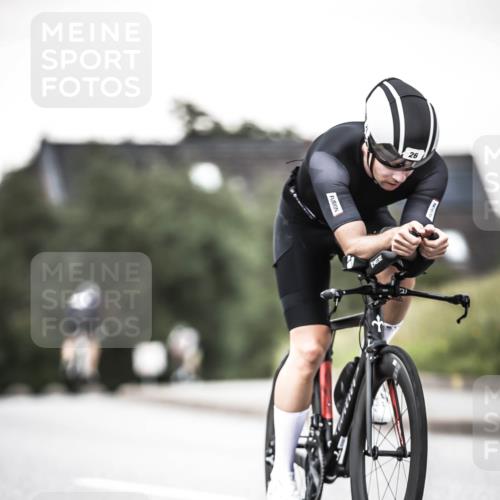 21.06.2026 - 29. Vierlanden-Triathlon H.Heesch http://msf.ph/oto/9902425 21.06.2026 10:13:29 Radfahren 9, 26, 75, 90, 236, 276 meine-sportfotos.de