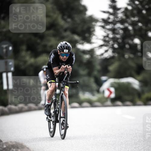 21.06.2026 - 29. Vierlanden-Triathlon H.Heesch http://msf.ph/oto/9902426 21.06.2026 09:54:16 Radfahren 21, 27, 164, 294 meine-sportfotos.de