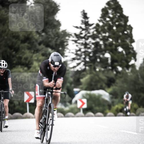 21.06.2026 - 29. Vierlanden-Triathlon H.Heesch http://msf.ph/oto/9902437 21.06.2026 10:13:31 Radfahren 26, 44, 75, 90, 236 meine-sportfotos.de