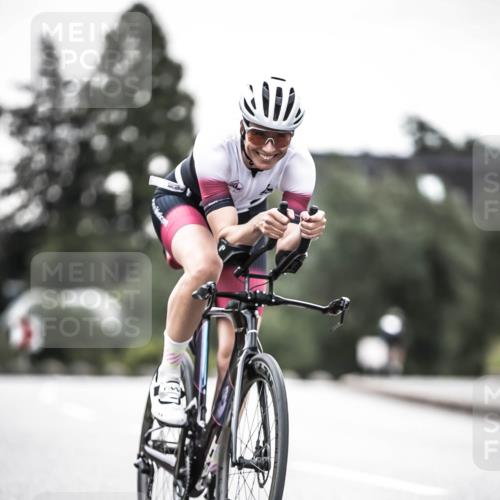 21.06.2026 - 29. Vierlanden-Triathlon H.Heesch http://msf.ph/oto/9902447 21.06.2026 09:54:33 Radfahren 4, 99, 141, 186, 226 meine-sportfotos.de