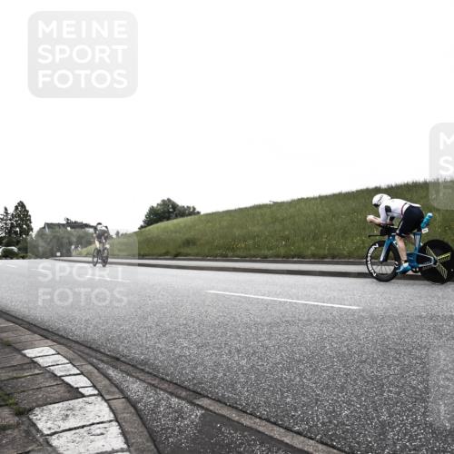 21.06.2026 - 29. Vierlanden-Triathlon H.Heesch http://msf.ph/oto/9902478 21.06.2026 09:46:08 Radfahren 293 meine-sportfotos.de
