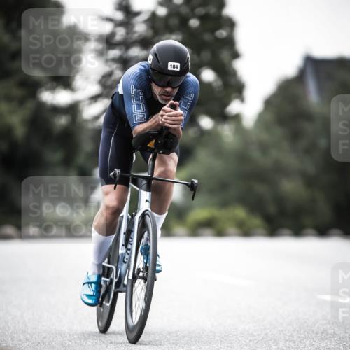 21.06.2026 - 29. Vierlanden-Triathlon H.Heesch http://msf.ph/oto/9902519 21.06.2026 09:55:37 Radfahren 142, 177, 184, 235, 252 meine-sportfotos.de