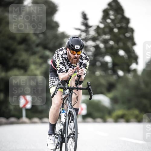 21.06.2026 - 29. Vierlanden-Triathlon H.Heesch http://msf.ph/oto/9902523 21.06.2026 10:13:38 Radfahren 44, 289 meine-sportfotos.de