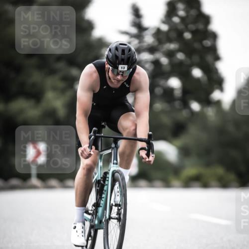 21.06.2026 - 29. Vierlanden-Triathlon H.Heesch http://msf.ph/oto/9902568 21.06.2026 09:56:47 Radfahren 12, 13 meine-sportfotos.de