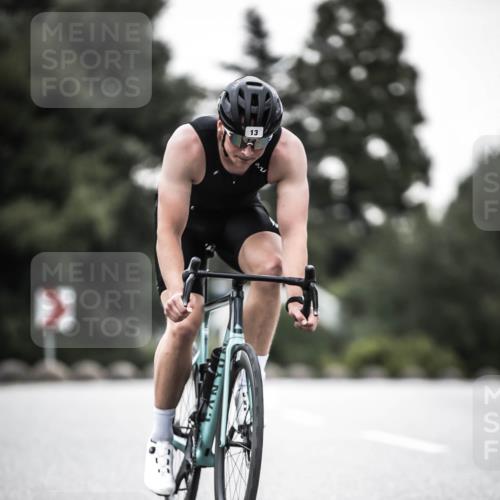 21.06.2026 - 29. Vierlanden-Triathlon H.Heesch http://msf.ph/oto/9902571 21.06.2026 09:56:47 Radfahren 12, 13 meine-sportfotos.de