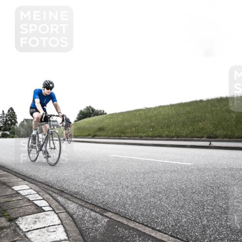 21.06.2026 - 29. Vierlanden-Triathlon H.Heesch http://msf.ph/oto/9902584 21.06.2026 09:49:02 Radfahren 22, 52 meine-sportfotos.de
