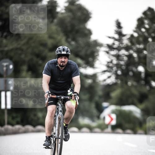 21.06.2026 - 29. Vierlanden-Triathlon H.Heesch http://msf.ph/oto/9902605 21.06.2026 10:13:57 Radfahren 190, 330 meine-sportfotos.de