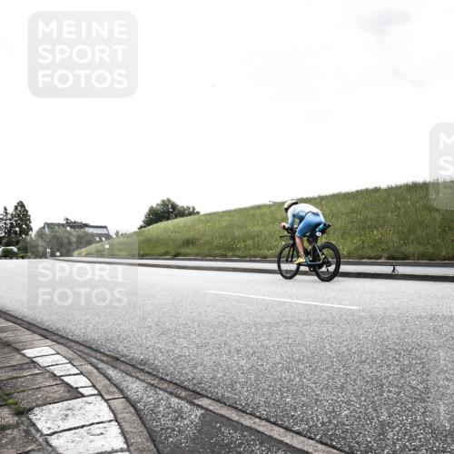21.06.2026 - 29. Vierlanden-Triathlon H.Heesch http://msf.ph/oto/9902655 21.06.2026 09:51:52 Radfahren  meine-sportfotos.de