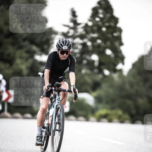 21.06.2026 - 29. Vierlanden-Triathlon H.Heesch http://msf.ph/oto/9902660 21.06.2026 10:14:14 Radfahren 6, 37, 130, 140, 195, 204, 238, 464 meine-sportfotos.de