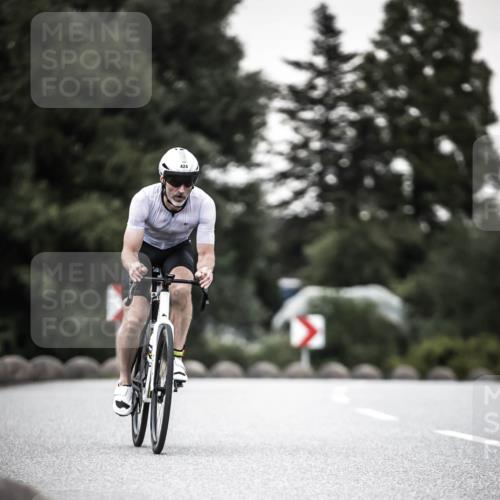 21.06.2026 - 29. Vierlanden-Triathlon H.Heesch http://msf.ph/oto/9902898 21.06.2026 10:15:07 Radfahren 23, 129, 156, 424 meine-sportfotos.de