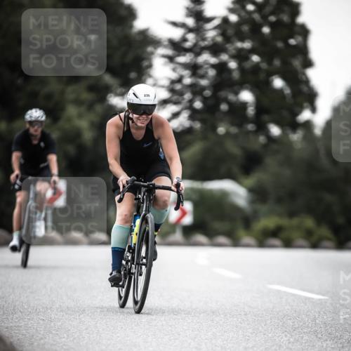 21.06.2026 - 29. Vierlanden-Triathlon H.Heesch http://msf.ph/oto/9902906 21.06.2026 10:04:38 Radfahren 47, 235, 307, 389 meine-sportfotos.de