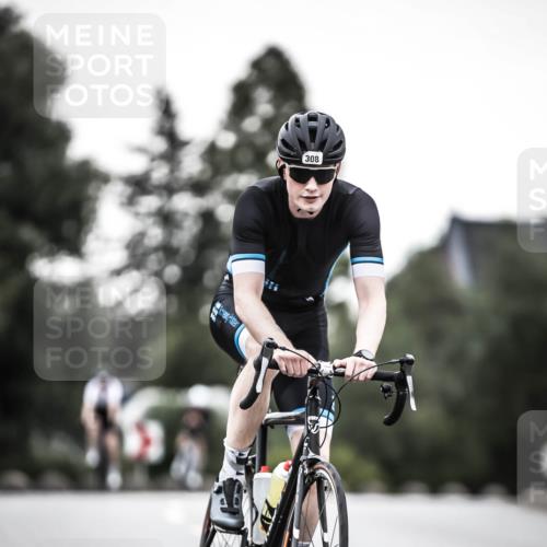 21.06.2026 - 29. Vierlanden-Triathlon H.Heesch http://msf.ph/oto/9902952 21.06.2026 10:05:04 Radfahren 130, 264, 308, 323, 326 meine-sportfotos.de