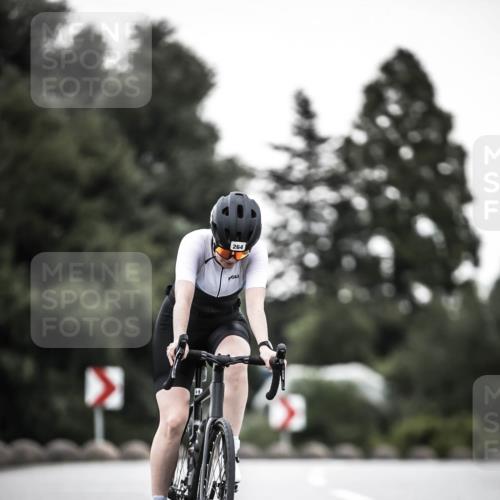 21.06.2026 - 29. Vierlanden-Triathlon H.Heesch http://msf.ph/oto/9902974 21.06.2026 10:05:09 Radfahren 264, 275, 289, 323, 326 meine-sportfotos.de