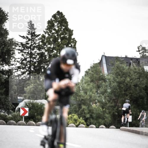 21.06.2026 - 29. Vierlanden-Triathlon H.Heesch http://msf.ph/oto/9903005 21.06.2026 10:15:15 Radfahren 23, 33, 111 meine-sportfotos.de