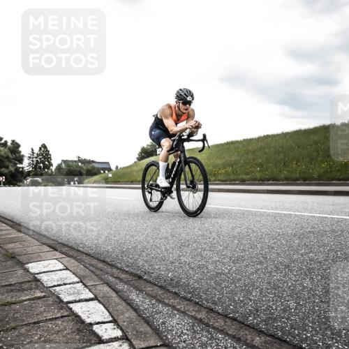 21.06.2026 - 29. Vierlanden-Triathlon H.Heesch http://msf.ph/oto/9903019 21.06.2026 10:01:55 Radfahren 106, 387 meine-sportfotos.de