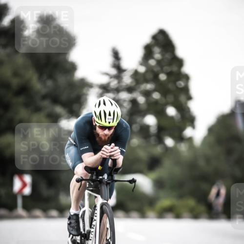 21.06.2026 - 29. Vierlanden-Triathlon H.Heesch http://msf.ph/oto/9903021 21.06.2026 10:15:17 Radfahren 23, 33, 111 meine-sportfotos.de
