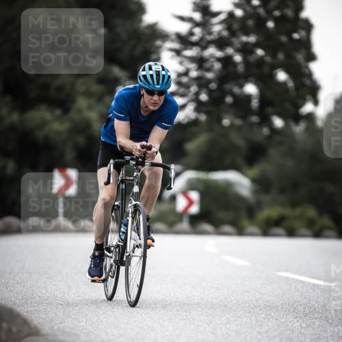 21.06.2026 - 29. Vierlanden-Triathlon H.Heesch http://msf.ph/oto/9903038 21.06.2026 10:05:59 Radfahren 346 meine-sportfotos.de