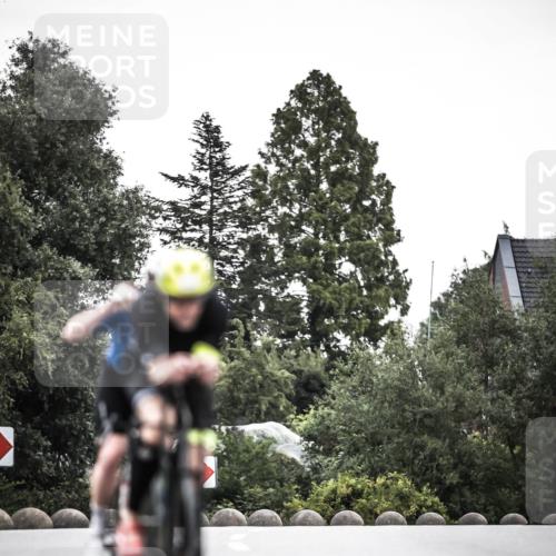 21.06.2026 - 29. Vierlanden-Triathlon H.Heesch http://msf.ph/oto/9903067 21.06.2026 10:06:29 Radfahren 147, 165, 360, 381 meine-sportfotos.de