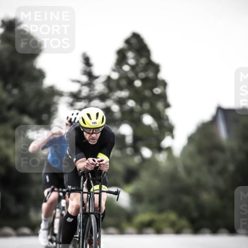 21.06.2026 - 29. Vierlanden-Triathlon H.Heesch http://msf.ph/oto/9903070 21.06.2026 10:06:29 Radfahren 147, 165, 360, 381 meine-sportfotos.de