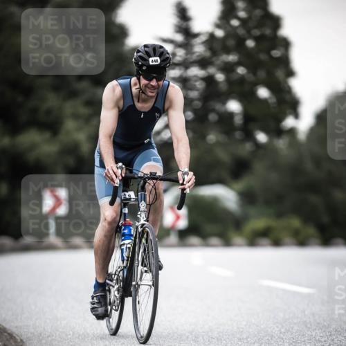 21.06.2026 - 29. Vierlanden-Triathlon H.Heesch http://msf.ph/oto/9903080 21.06.2026 10:15:26 Radfahren 49, 127, 172, 193, 240, 448, 1354 meine-sportfotos.de