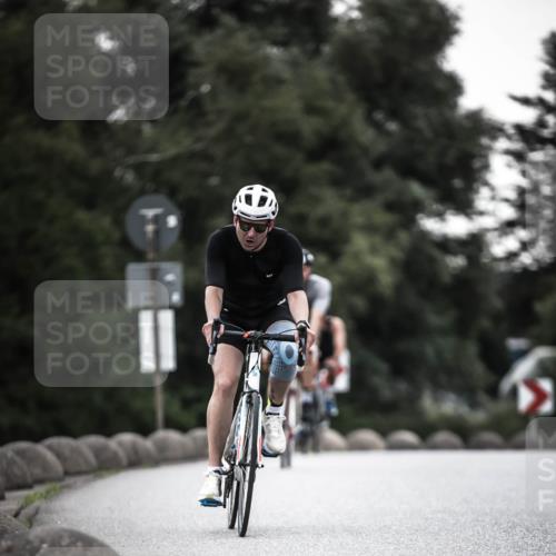 21.06.2026 - 29. Vierlanden-Triathlon H.Heesch http://msf.ph/oto/9903085 21.06.2026 10:06:41 Radfahren 243, 306, 349, 361 meine-sportfotos.de