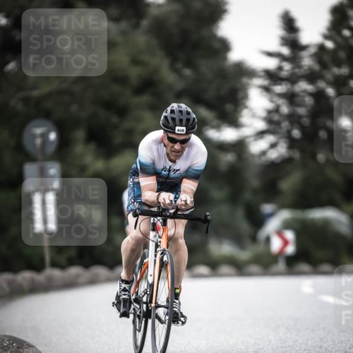 21.06.2026 - 29. Vierlanden-Triathlon H.Heesch http://msf.ph/oto/9903107 21.06.2026 10:15:40 Radfahren 98, 231, 397, 449, 467 meine-sportfotos.de