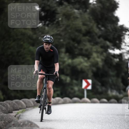 21.06.2026 - 29. Vierlanden-Triathlon H.Heesch http://msf.ph/oto/9903130 21.06.2026 10:07:34 Radfahren 88, 216, 316, 336, 347 meine-sportfotos.de