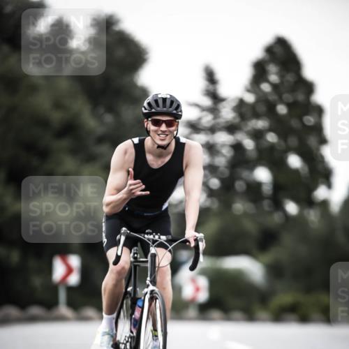 21.06.2026 - 29. Vierlanden-Triathlon H.Heesch http://msf.ph/oto/9903140 21.06.2026 10:07:41 Radfahren 23, 105, 111, 216, 279, 336 meine-sportfotos.de