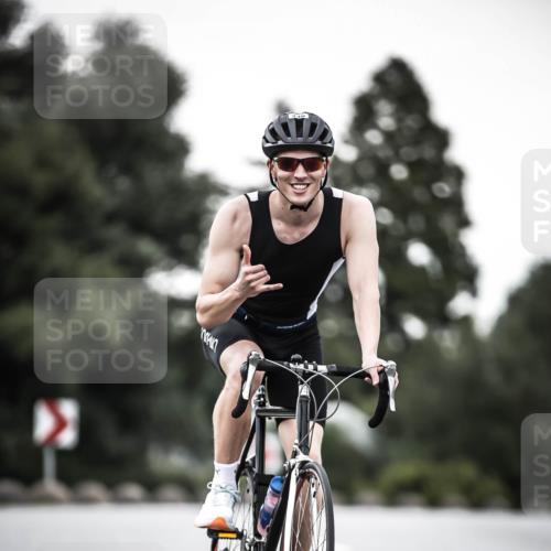 21.06.2026 - 29. Vierlanden-Triathlon H.Heesch http://msf.ph/oto/9903142 21.06.2026 10:07:41 Radfahren 23, 105, 111, 216, 279, 336 meine-sportfotos.de