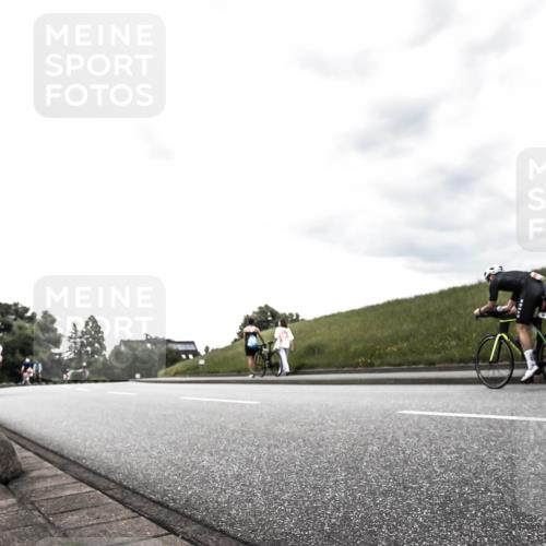 21.06.2026 - 29. Vierlanden-Triathlon H.Heesch http://msf.ph/oto/9903173 21.06.2026 10:04:54 Radfahren 174, 352 meine-sportfotos.de