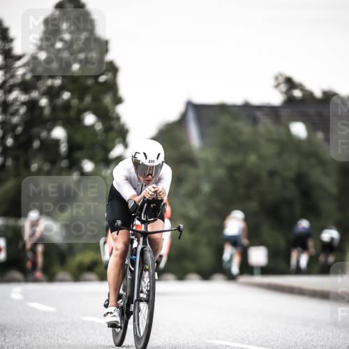 21.06.2026 - 29. Vierlanden-Triathlon H.Heesch http://msf.ph/oto/9903193 21.06.2026 10:15:45 Radfahren 231, 394, 397, 447, 467 meine-sportfotos.de
